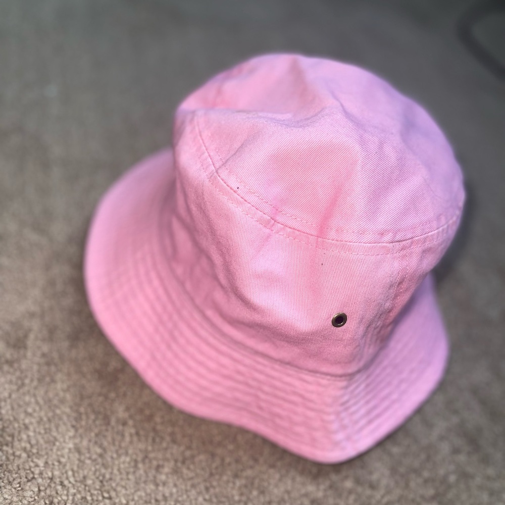 Pink Bucket Hat💓 - Picture 1 of 1